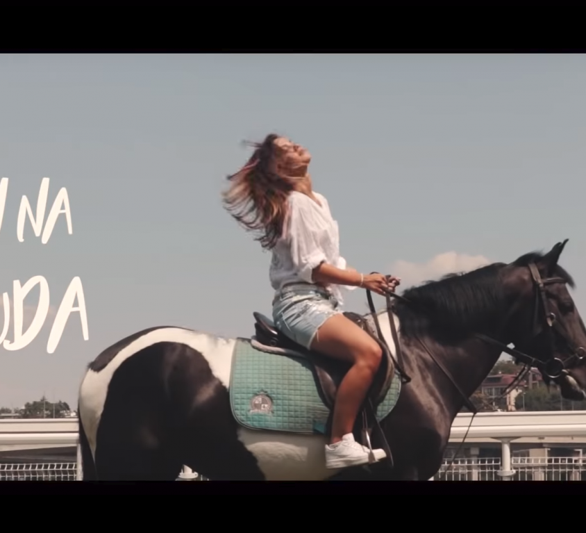 AN NA – L U D A