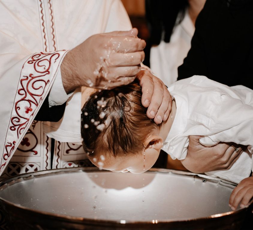 Fotografisanje krštenja u Beogradu – Lokacija: Hram Svetog Vasilija Ostroškog
